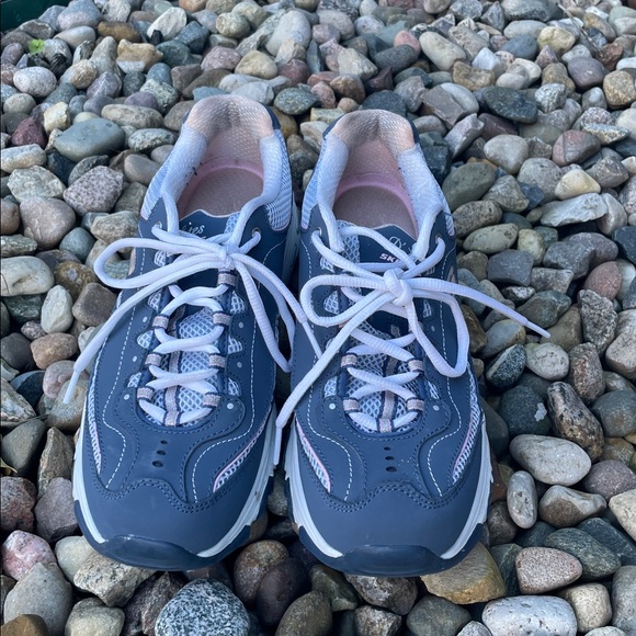 Skechers Shoes - Skechers D’Lites Navy and Pink Memory Foam‎ Sneakers